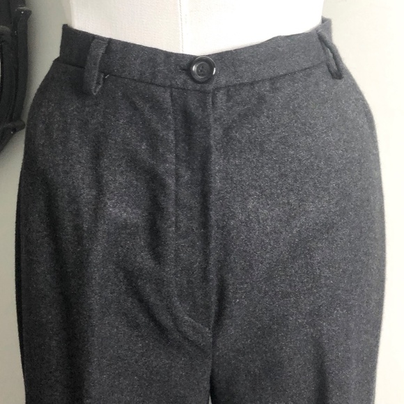 Akris 100% Cashmere Grey Suit, Vintage - Picture 9 of 14